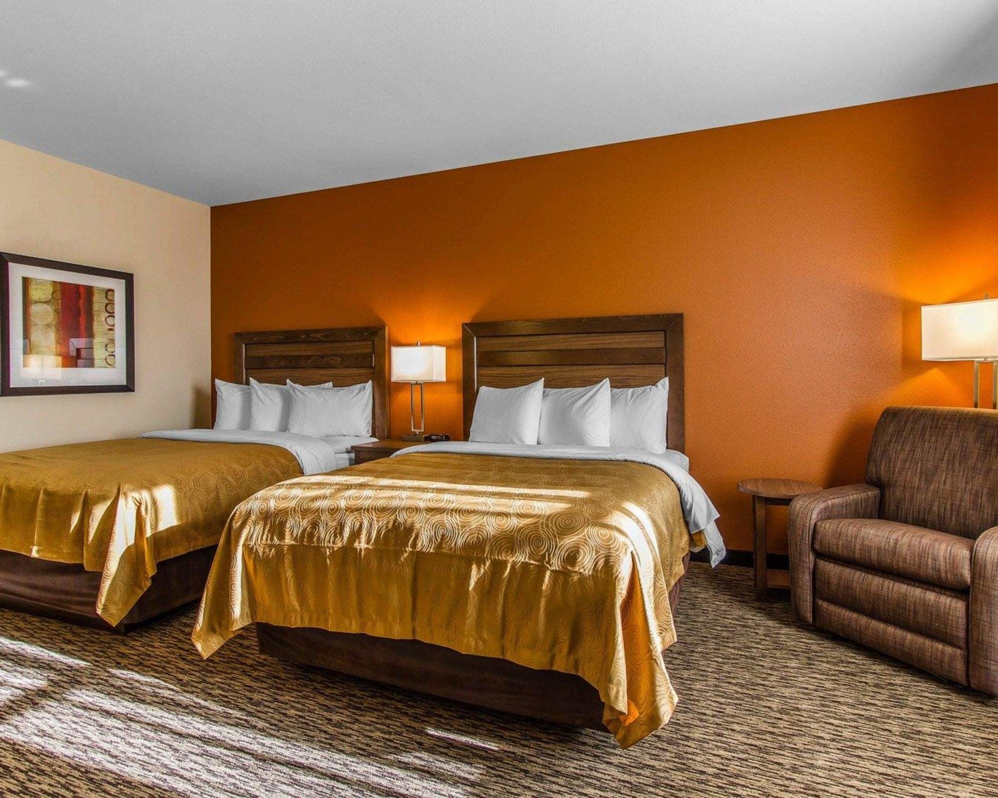 Mainstay Suites Watford City - Event Center Kültér fotó