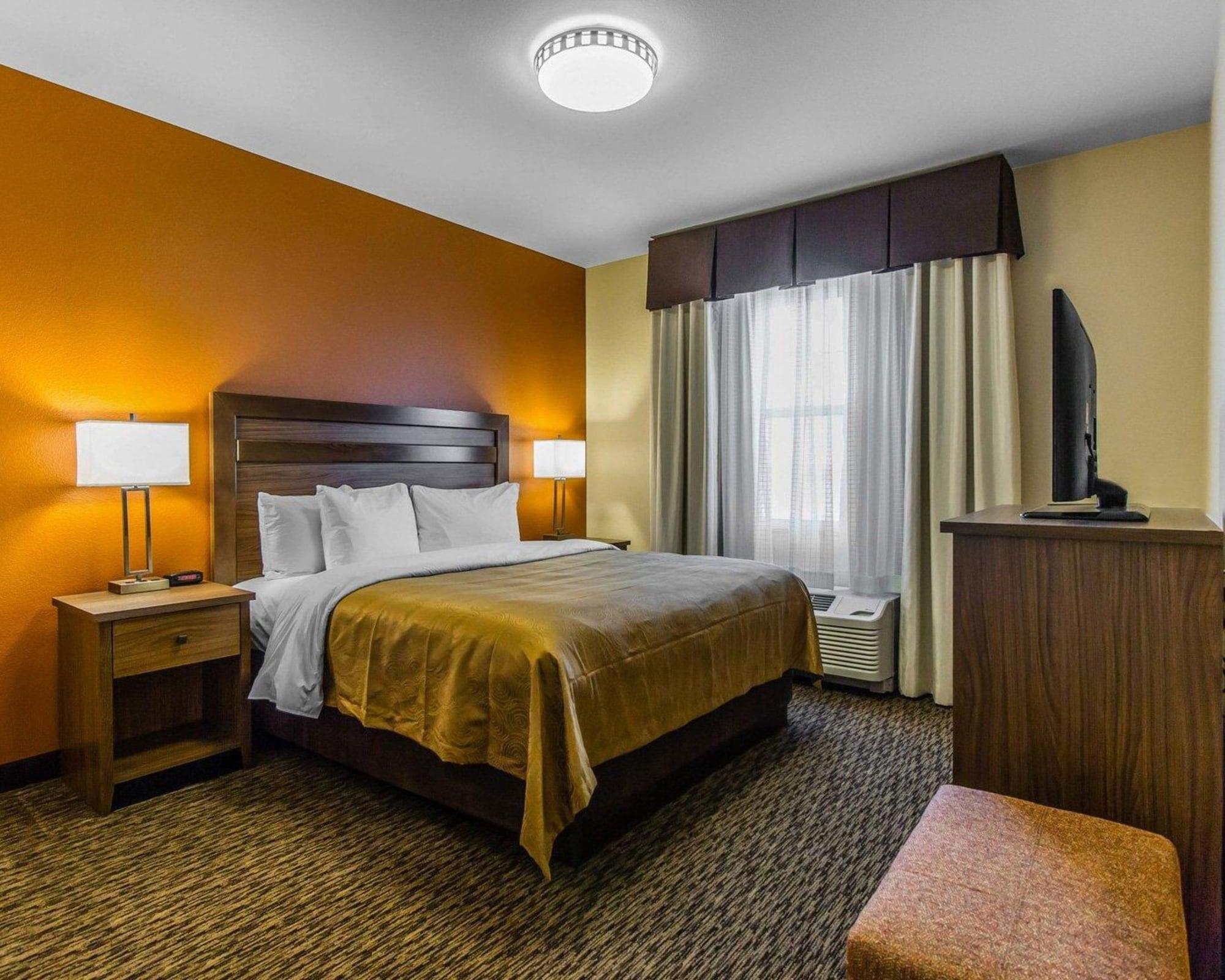 Mainstay Suites Watford City - Event Center Kültér fotó