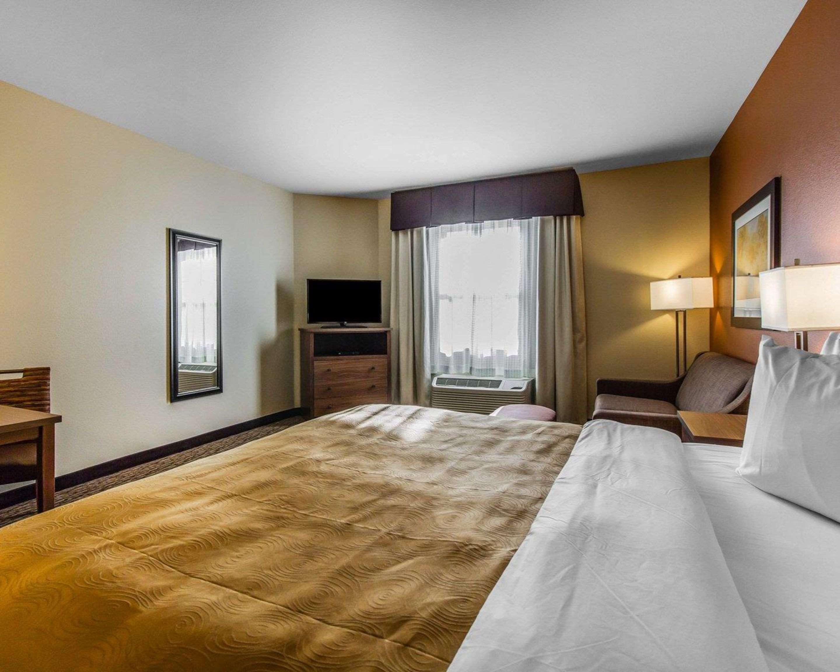 Mainstay Suites Watford City - Event Center Kültér fotó