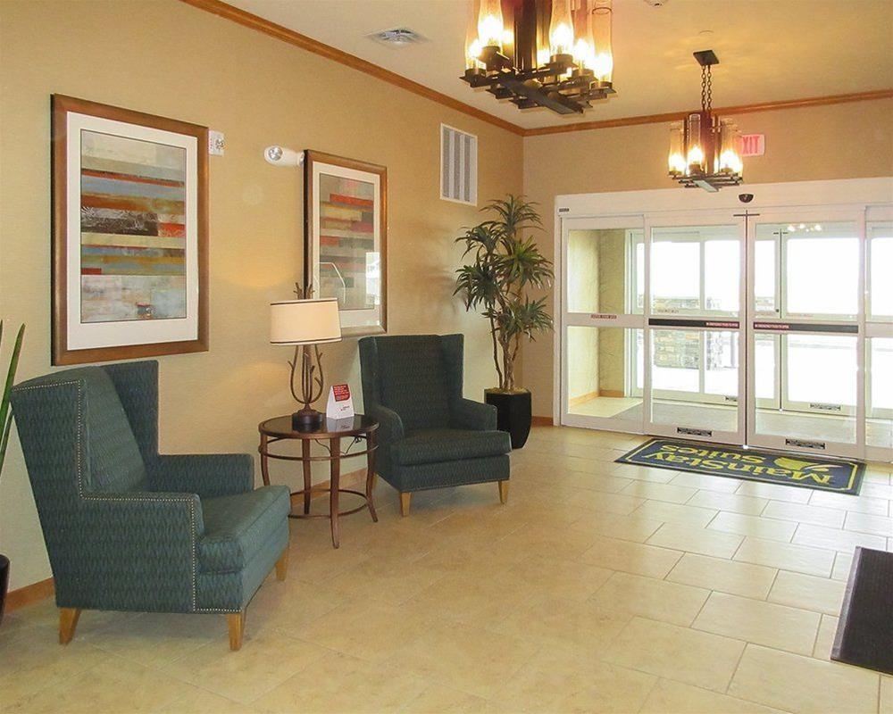 Mainstay Suites Watford City - Event Center Kültér fotó