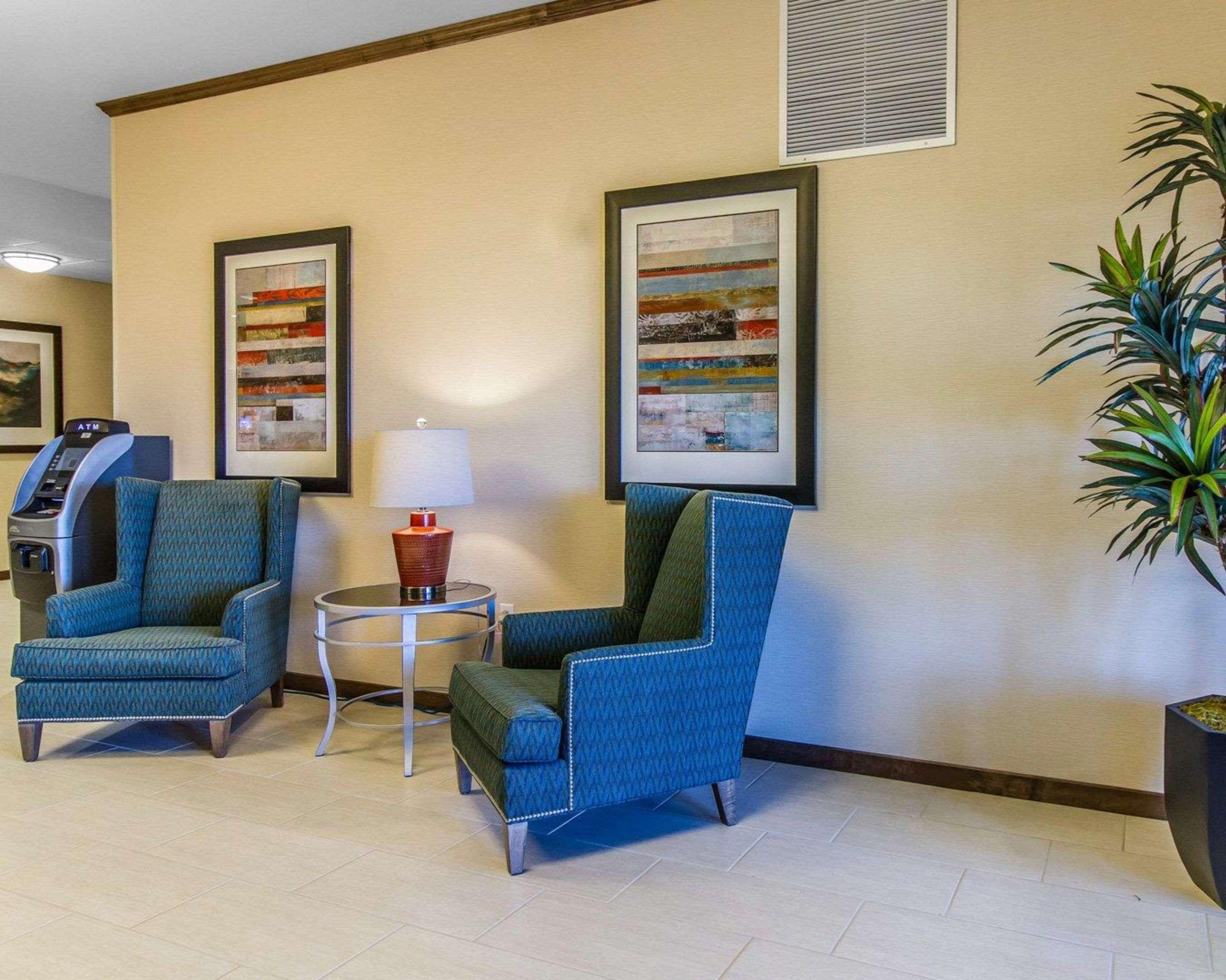 Mainstay Suites Watford City - Event Center Kültér fotó