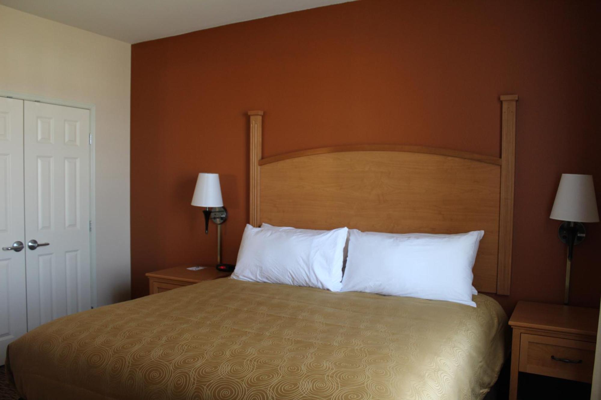 Mainstay Suites Watford City - Event Center Szoba fotó