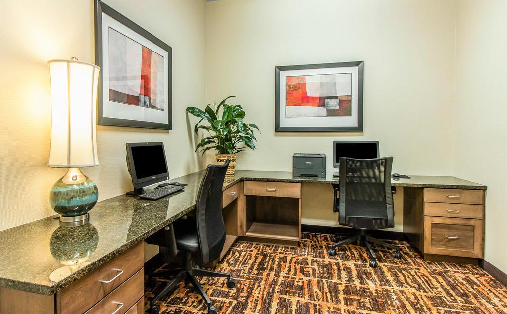 Mainstay Suites Watford City - Event Center Kültér fotó